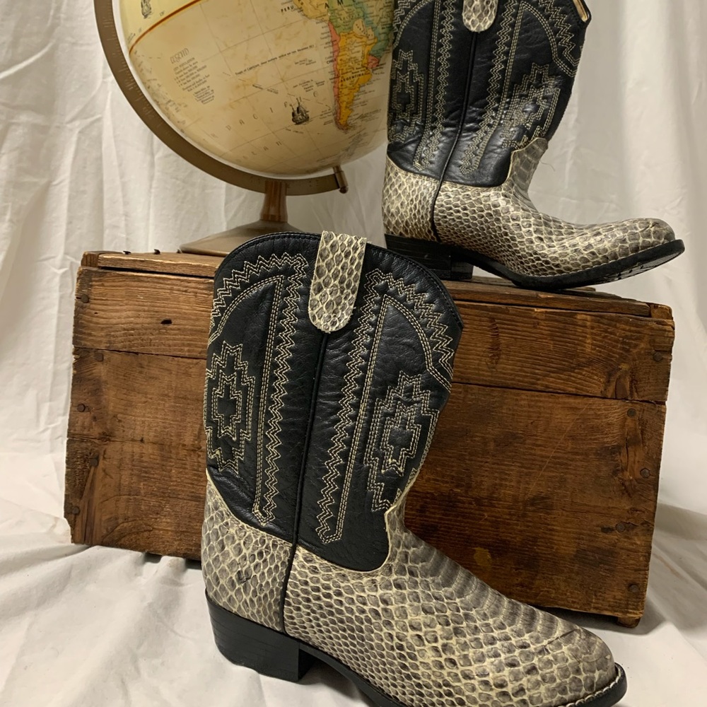 Snake skin girl boots